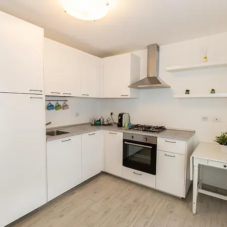 A 200 M Dal Mare Casa Elegante Con Cortile בית נופש *